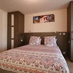 Domaine Du Cardou ゲストハウス 4*