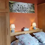 Domaine Du Cardou 게스트하우스 4*