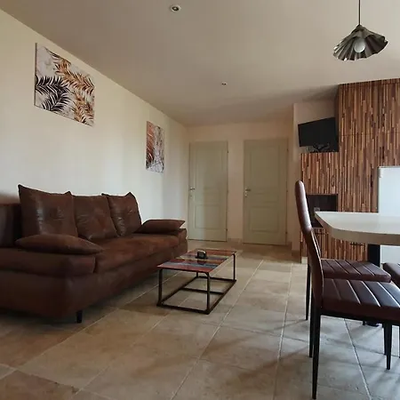 Domaine Du Cardou Guest house *