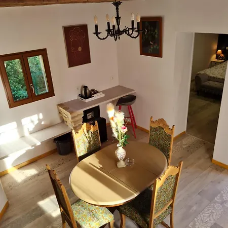 Guest house Domaine Du Cardou