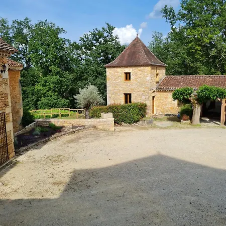 Domaine Du Cardou Guest house
