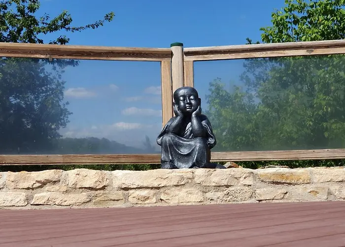 Domaine Du Cardou 4* Puy-lʼÉvêque